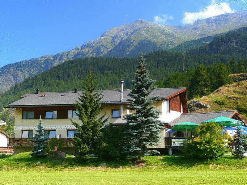 Hotel Pizzeria Selva زيرنيز المظهر الخارجي الصورة